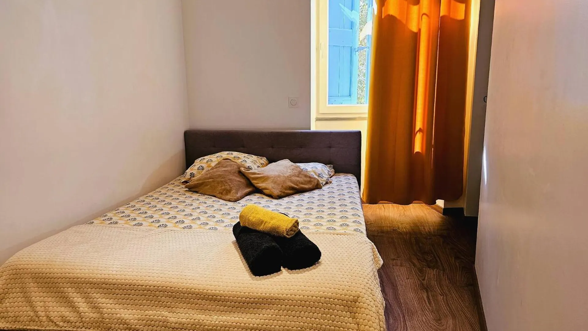 3 Liberte - 2Nd Apartment Saint-Affrique